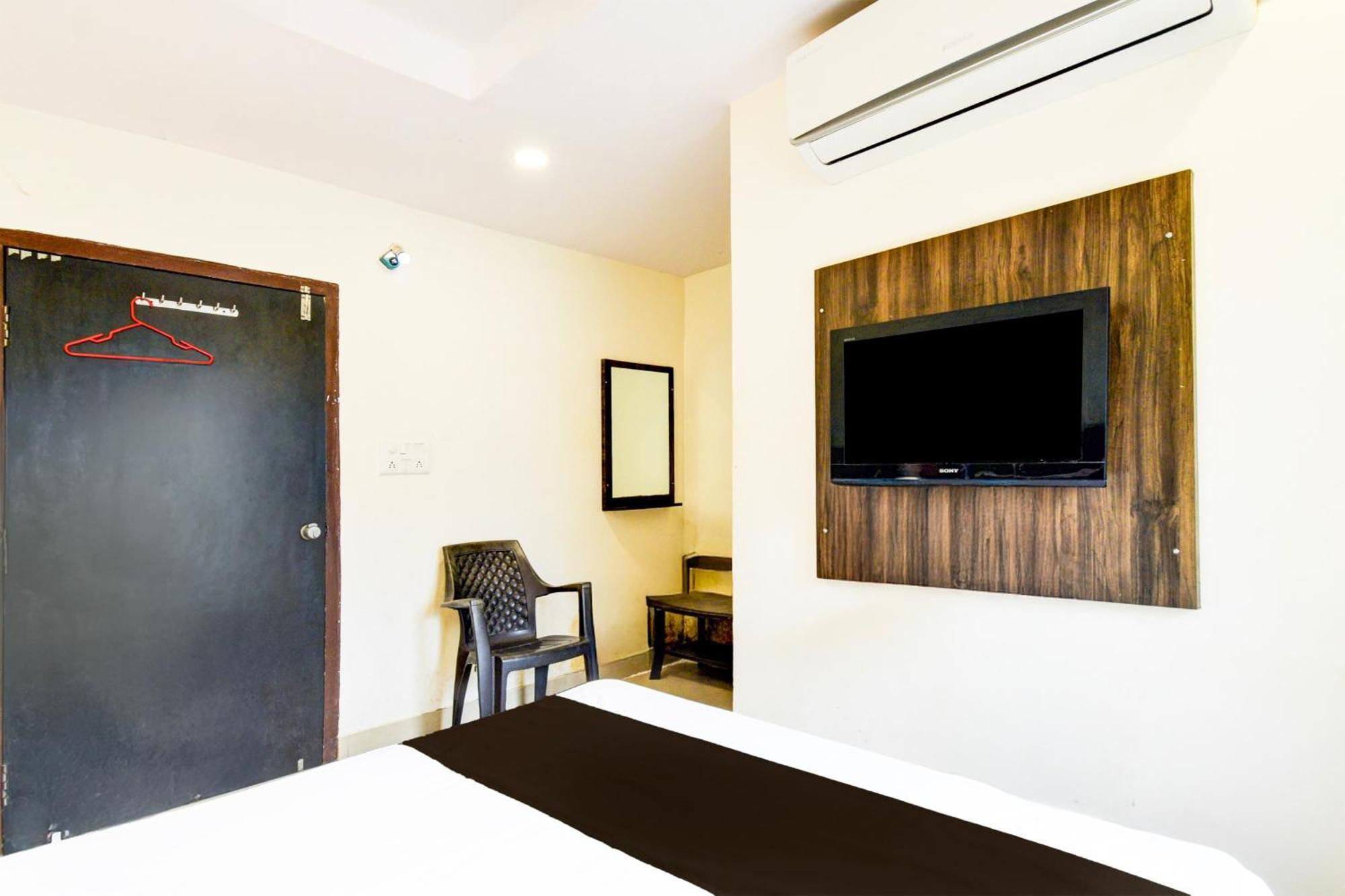 Hotel O Asian Residency Hyderabad Esterno foto